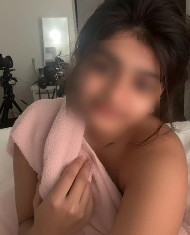 Sonam Rajput - Bhabhi Escorts in Guwahati