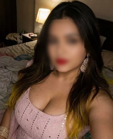 Durga Sharma - Housewife Escorts in Hengrabari